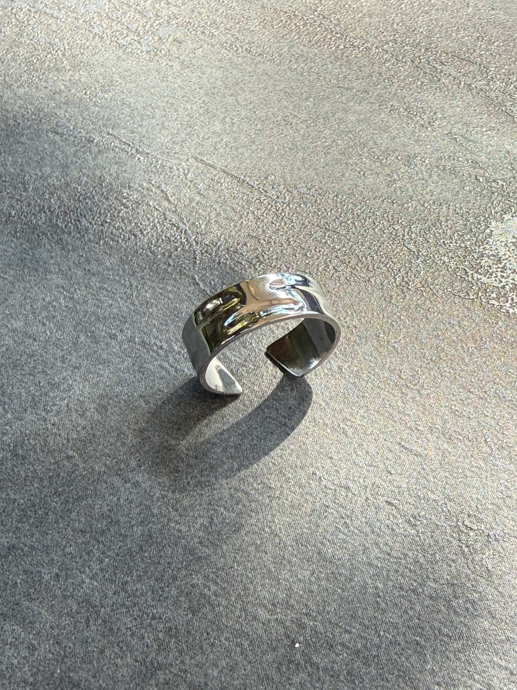 The Wave Ring