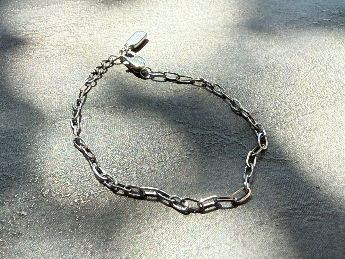 The Chain Bracelet