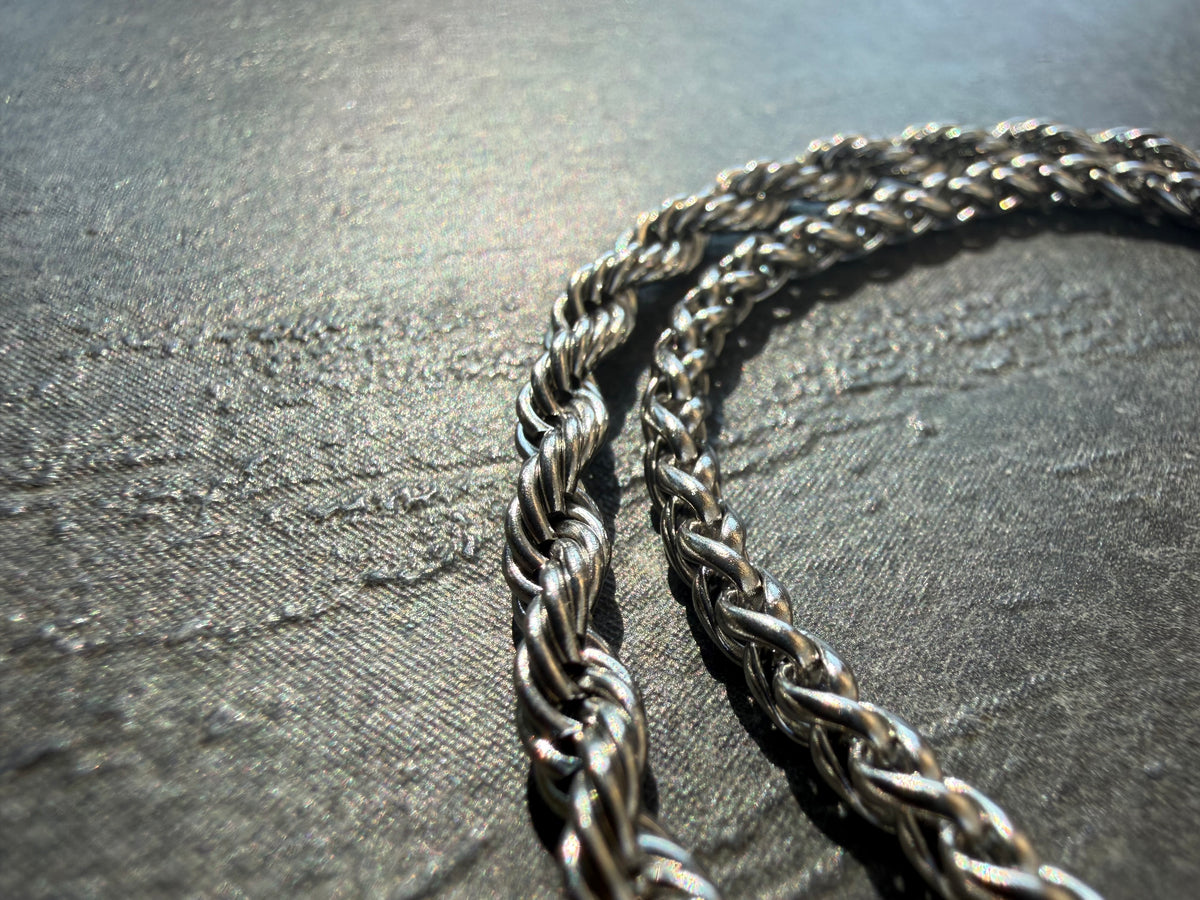 The Double Twist Bracelet