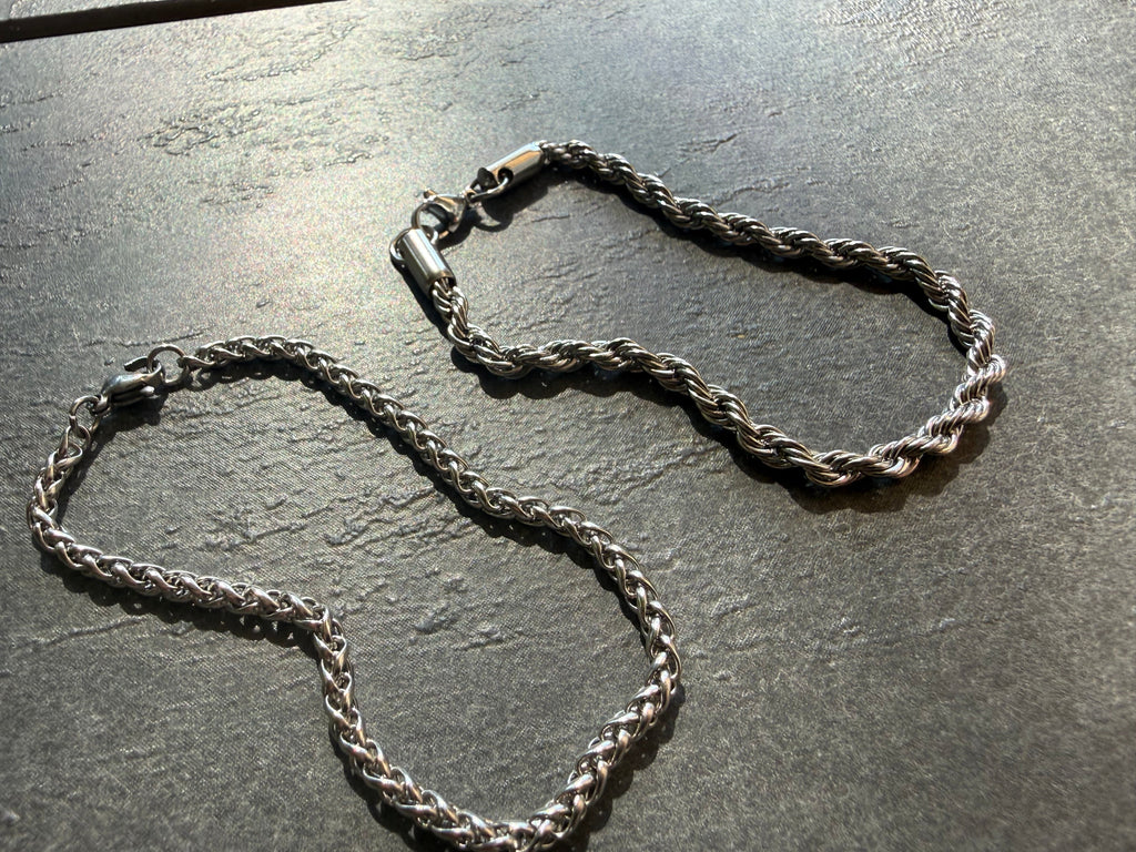 The Double Twist Bracelet