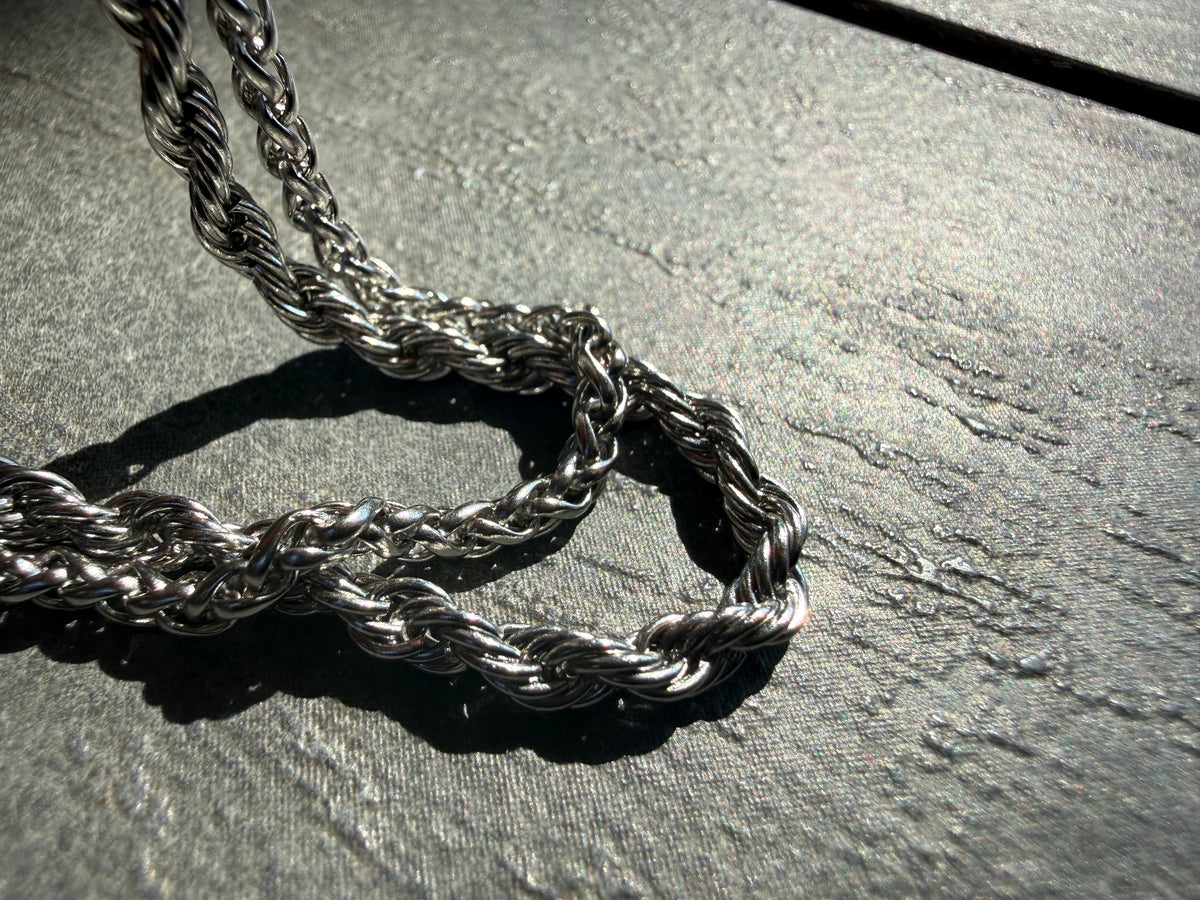 The Double Twist Bracelet
