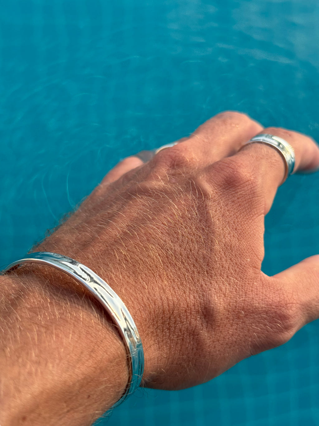 The Wave Cuff Bracelet